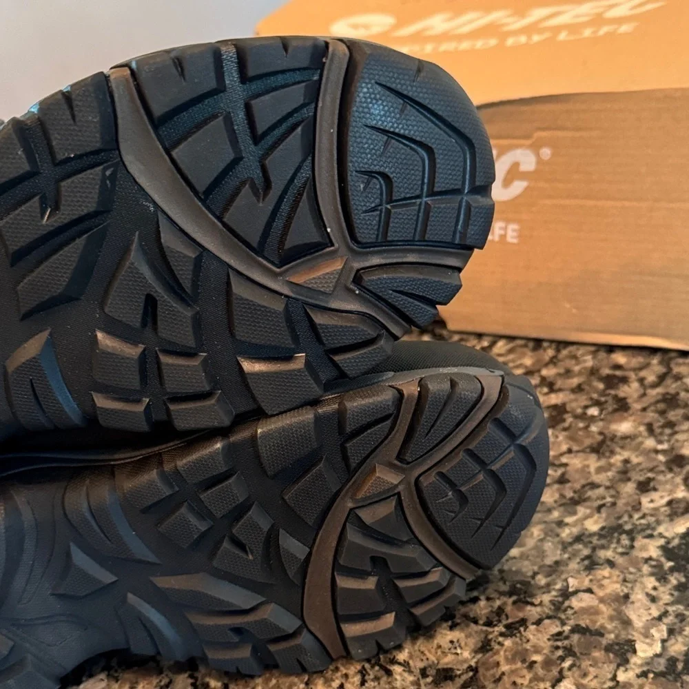 Hi-Tec dr tech waterproof Camouflage and Black Outdoor Boots NWT 9